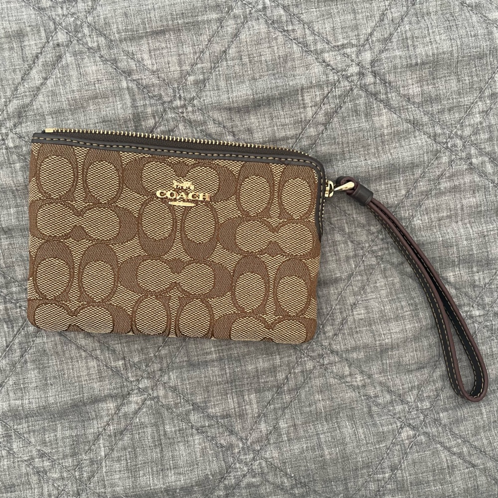 Coach wristlet